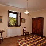 Val Di Marco 12, Emma Willa *