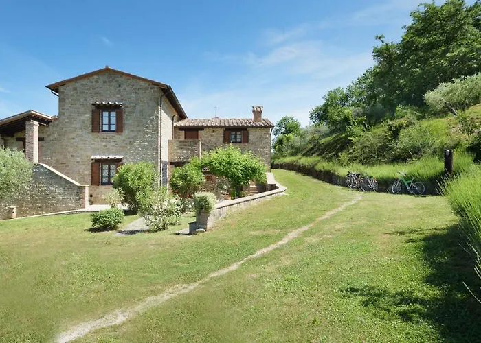 Val Di Marco 12, Emma Willa