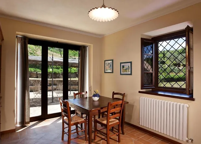 ヴィラ Val Di Marco 12, Emma *