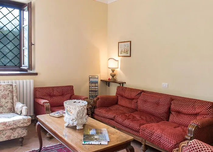 ヴィラ Val Di Marco 12, Emma