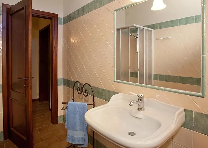 Val Di Marco 12, Emma ヴィラ *