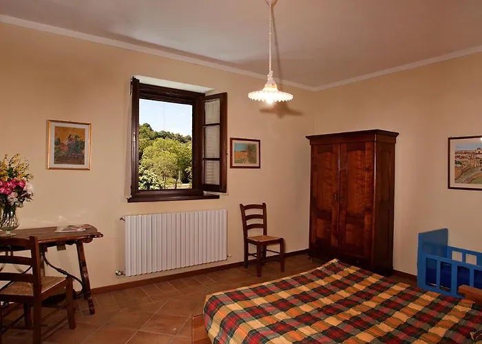 Val Di Marco 12, Emma ヴィラ *